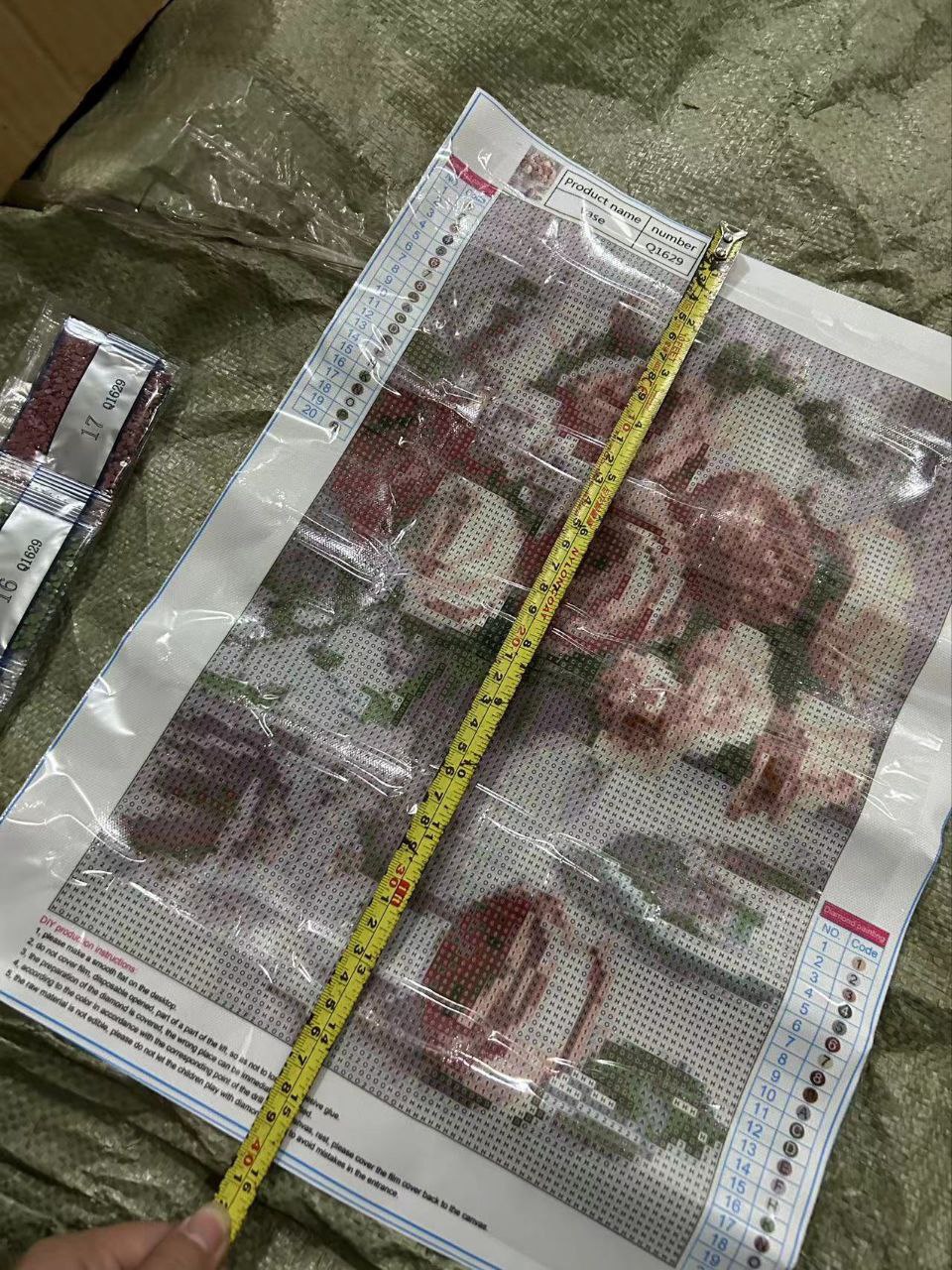 Картины по номерам из страз